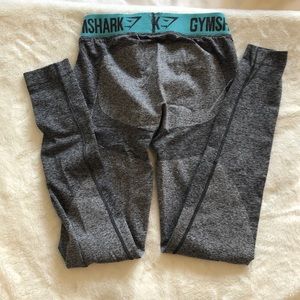 Gym Shark Flex Low Rise Leggings (size: S)
